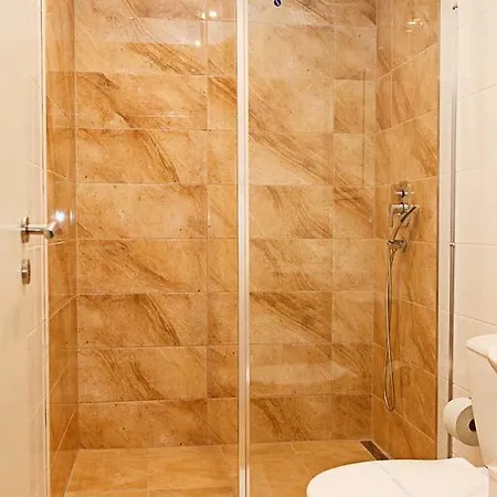 Πανσιόν Ondrejnik 3*